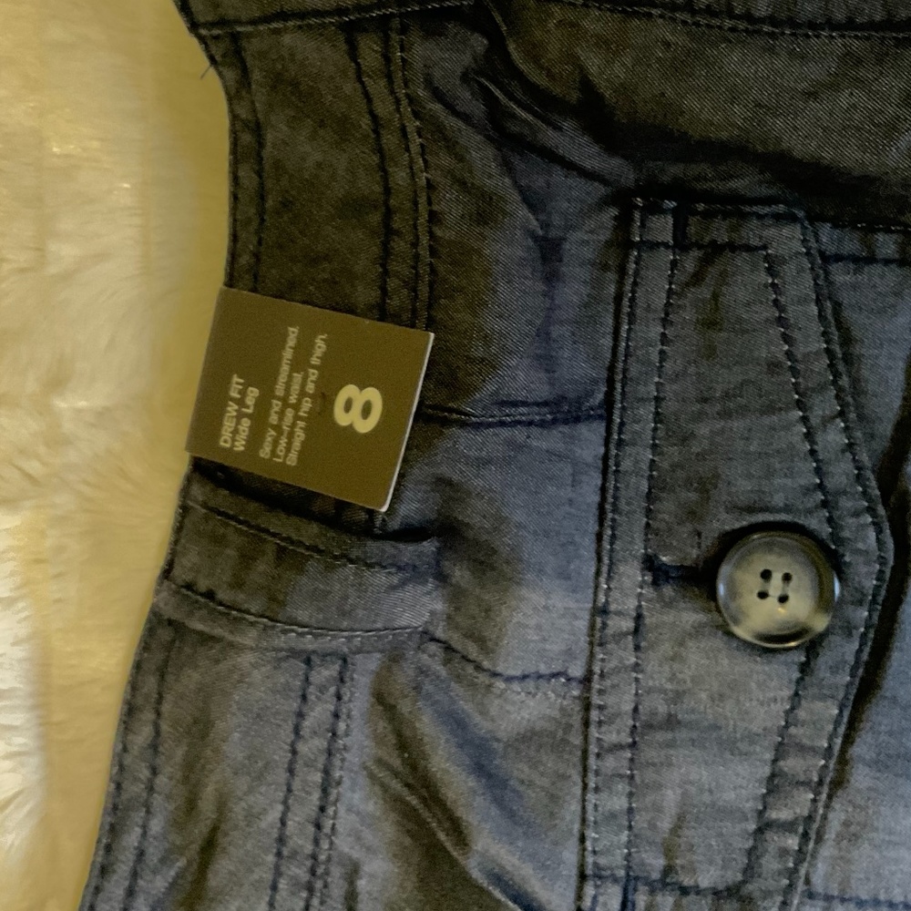 New With Tags Drew Fit Dark Blue Flowy Pant Size 8”